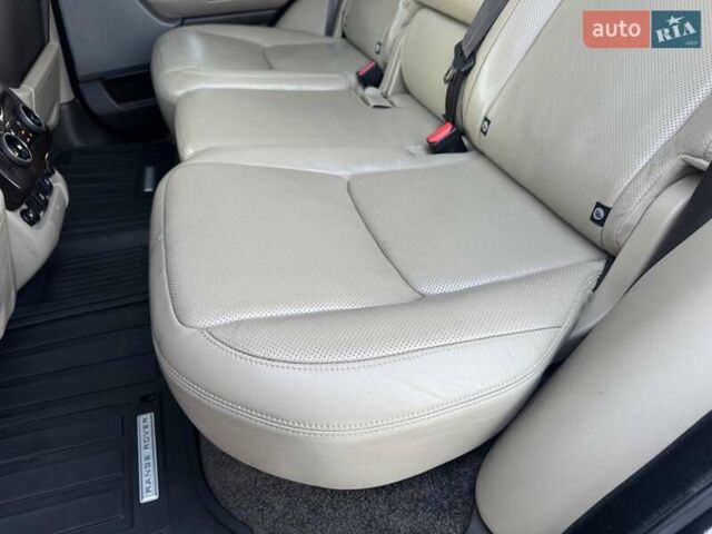 Чорний Ленд Ровер Рендж Ровер, об'ємом двигуна 2.99 л та пробігом 183 тис. км за 53900 $, фото 122 на Automoto.ua