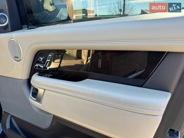 Черный Ленд Ровер Рендж Ровер, объемом двигателя 2.99 л и пробегом 183 тыс. км за 48900 $, фото 35 на Automoto.ua