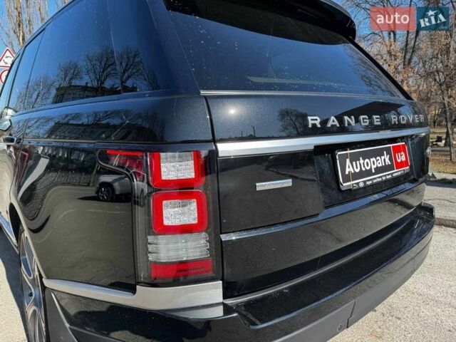 Чорний Ленд Ровер Рендж Ровер, об'ємом двигуна 4.4 л та пробігом 168 тис. км за 49840 $, фото 9 на Automoto.ua