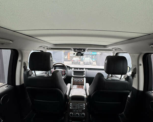 Черный Ленд Ровер Рендж Ровер, объемом двигателя 3 л и пробегом 202 тыс. км за 35000 $, фото 16 на Automoto.ua