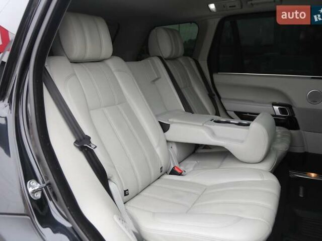 Чорний Ленд Ровер Рендж Ровер, об'ємом двигуна 5 л та пробігом 154 тис. км за 55000 $, фото 10 на Automoto.ua