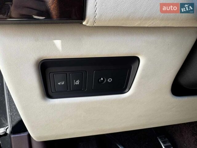 Чорний Ленд Ровер Рендж Ровер, об'ємом двигуна 4.4 л та пробігом 168 тис. км за 49840 $, фото 20 на Automoto.ua