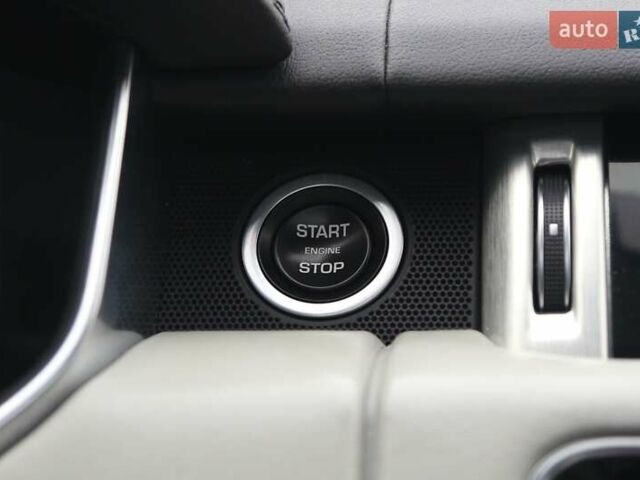 Чорний Ленд Ровер Рендж Ровер, об'ємом двигуна 5 л та пробігом 154 тис. км за 55000 $, фото 21 на Automoto.ua