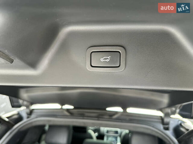 Ленд Ровер Рендж Ровер 2018 в Киеве на Automoto.ua Черный Ленд Ровер Рендж Ровер, объемом двигателя 5 л и пробегом 134 тыс. км за 55500 $, фото 33 на Automoto.ua