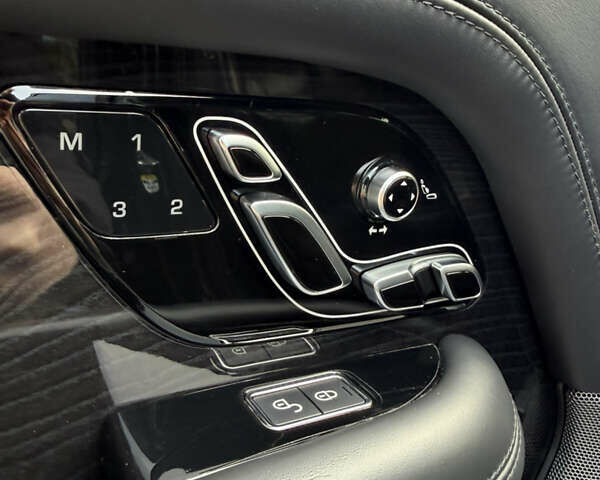 Чорний Ленд Ровер Рендж Ровер, об'ємом двигуна 4.37 л та пробігом 172 тис. км за 65500 $, фото 17 на Automoto.ua