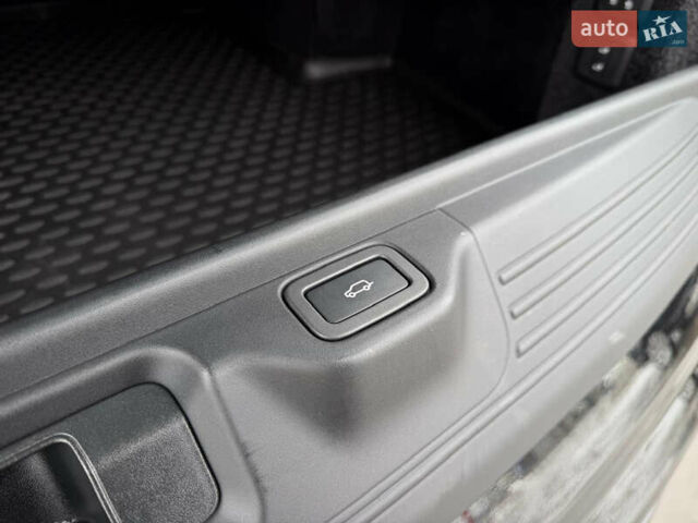 Чорний Ленд Ровер Рендж Ровер, об'ємом двигуна 2.99 л та пробігом 132 тис. км за 52900 $, фото 69 на Automoto.ua