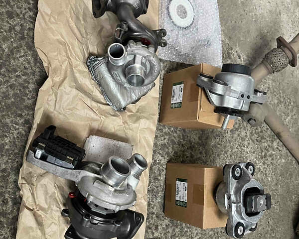 Черный Ленд Ровер Рендж Ровер, объемом двигателя 4.37 л и пробегом 260 тыс. км за 63000 $, фото 49 на Automoto.ua