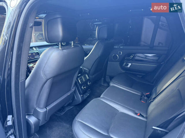 Черный Ленд Ровер Рендж Ровер, объемом двигателя 5 л и пробегом 95 тыс. км за 54000 $, фото 11 на Automoto.ua