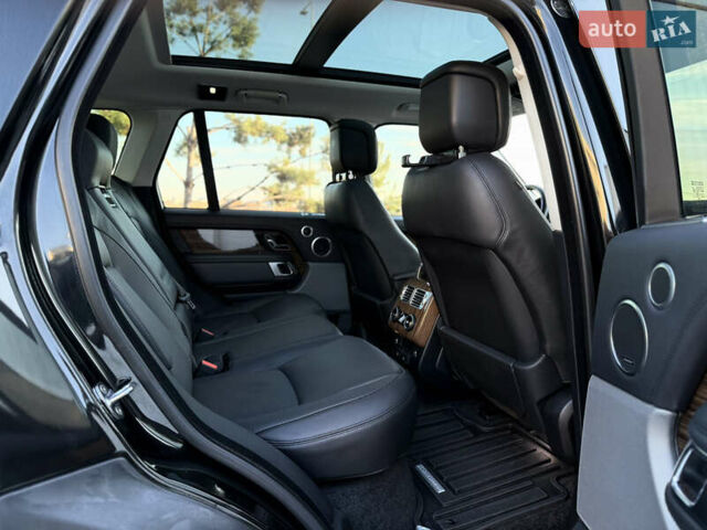 Чорний Ленд Ровер Рендж Ровер, об'ємом двигуна 2.99 л та пробігом 174 тис. км за 58900 $, фото 69 на Automoto.ua