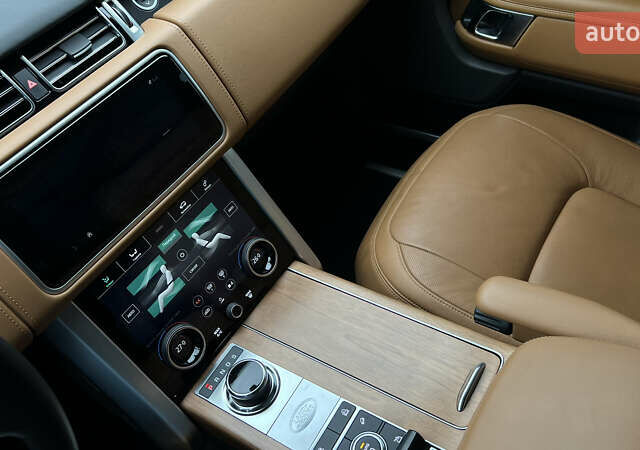 Черный Ленд Ровер Рендж Ровер, объемом двигателя 4.37 л и пробегом 90 тыс. км за 69000 $, фото 20 на Automoto.ua