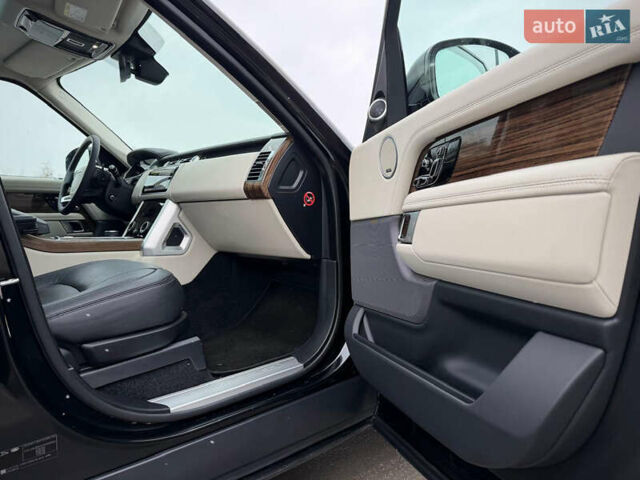 Чорний Ленд Ровер Рендж Ровер, об'ємом двигуна 2.99 л та пробігом 132 тис. км за 52900 $, фото 53 на Automoto.ua