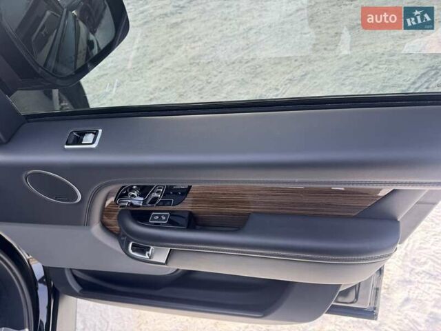 Чорний Ленд Ровер Рендж Ровер, об'ємом двигуна 5 л та пробігом 194 тис. км за 58000 $, фото 28 на Automoto.ua