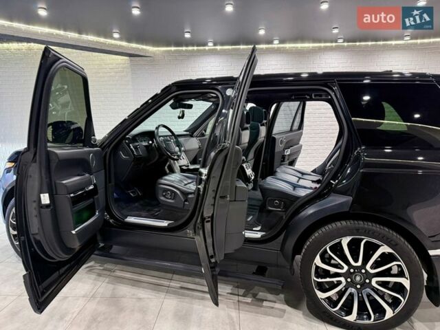 Черный Ленд Ровер Рендж Ровер, объемом двигателя 4.37 л и пробегом 3 тыс. км за 69999 $, фото 91 на Automoto.ua