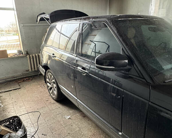 Черный Ленд Ровер Рендж Ровер, объемом двигателя 4.4 л и пробегом 103 тыс. км за 42000 $, фото 2 на Automoto.ua