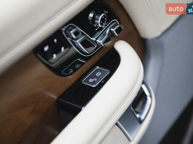 Чорний Ленд Ровер Рендж Ровер, об'ємом двигуна 2.99 л та пробігом 123 тис. км за 62500 $, фото 12 на Automoto.ua