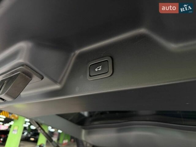 Чорний Ленд Ровер Рендж Ровер, об'ємом двигуна 2.99 л та пробігом 138 тис. км за 53990 $, фото 29 на Automoto.ua