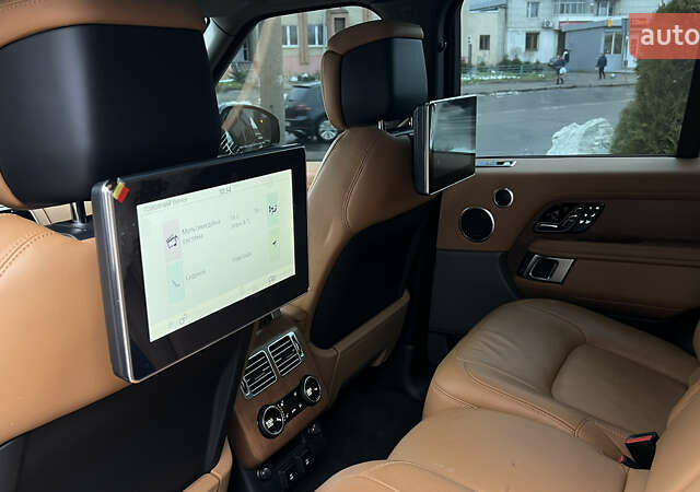 Черный Ленд Ровер Рендж Ровер, объемом двигателя 4.37 л и пробегом 90 тыс. км за 69000 $, фото 39 на Automoto.ua