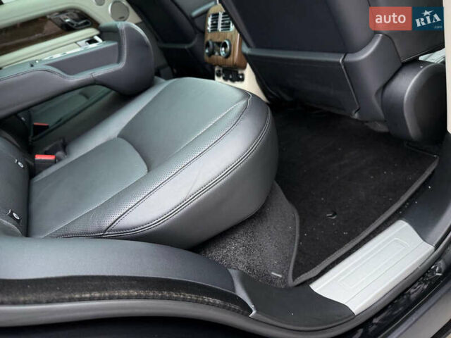 Чорний Ленд Ровер Рендж Ровер, об'ємом двигуна 2.99 л та пробігом 132 тис. км за 52900 $, фото 57 на Automoto.ua