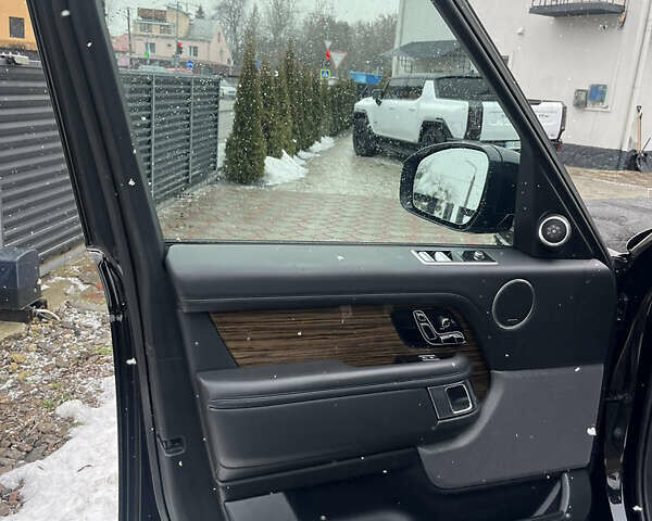 Чорний Ленд Ровер Рендж Ровер, об'ємом двигуна 3 л та пробігом 173 тис. км за 43500 $, фото 15 на Automoto.ua