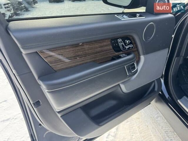 Чорний Ленд Ровер Рендж Ровер, об'ємом двигуна 5 л та пробігом 194 тис. км за 58000 $, фото 6 на Automoto.ua