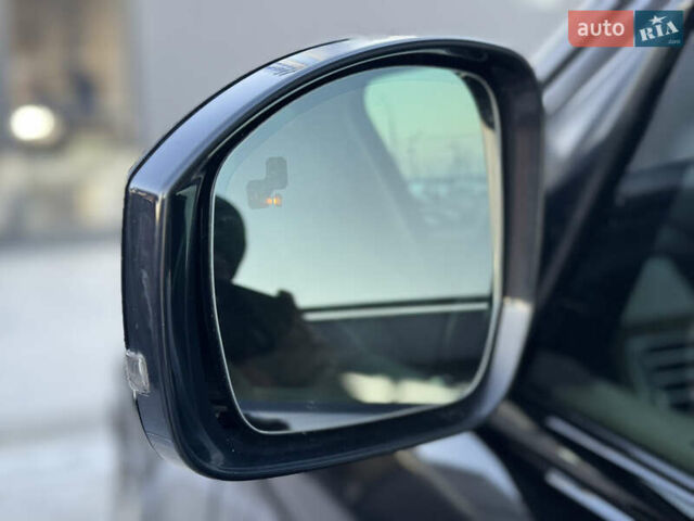 Черный Ленд Ровер Рендж Ровер, объемом двигателя 3 л и пробегом 136 тыс. км за 52000 $, фото 27 на Automoto.ua