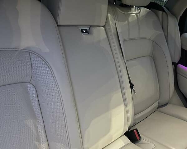 Чорний Ленд Ровер Рендж Ровер, об'ємом двигуна 4.37 л та пробігом 89 тис. км за 85800 $, фото 41 на Automoto.ua