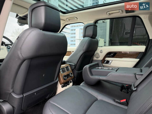 Чорний Ленд Ровер Рендж Ровер, об'ємом двигуна 2.99 л та пробігом 132 тис. км за 52900 $, фото 40 на Automoto.ua