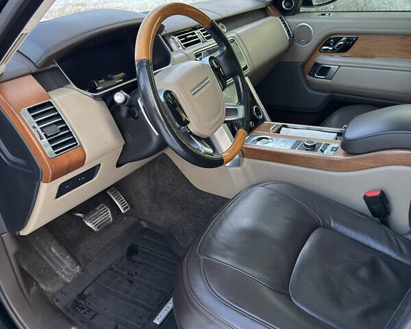 Черный Ленд Ровер Рендж Ровер, объемом двигателя 4.37 л и пробегом 155 тыс. км за 67000 $, фото 7 на Automoto.ua