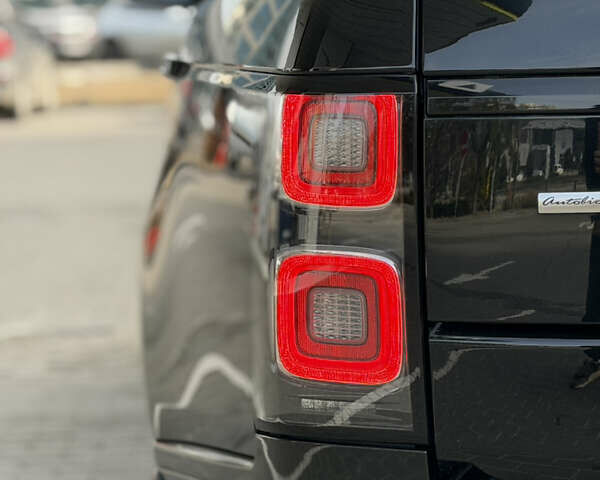 Чорний Ленд Ровер Рендж Ровер, об'ємом двигуна 4.37 л та пробігом 172 тис. км за 65500 $, фото 10 на Automoto.ua