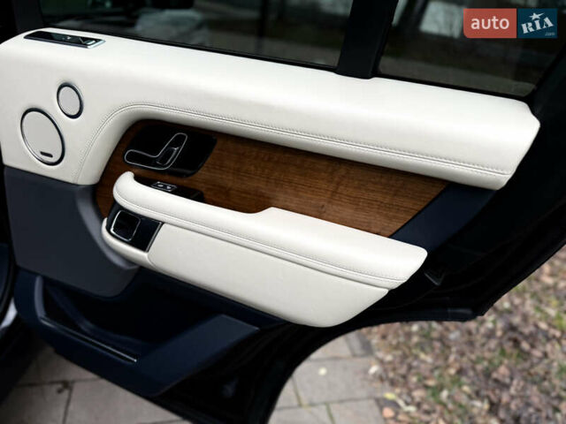 Черный Ленд Ровер Рендж Ровер, объемом двигателя 4.37 л и пробегом 81 тыс. км за 68000 $, фото 36 на Automoto.ua