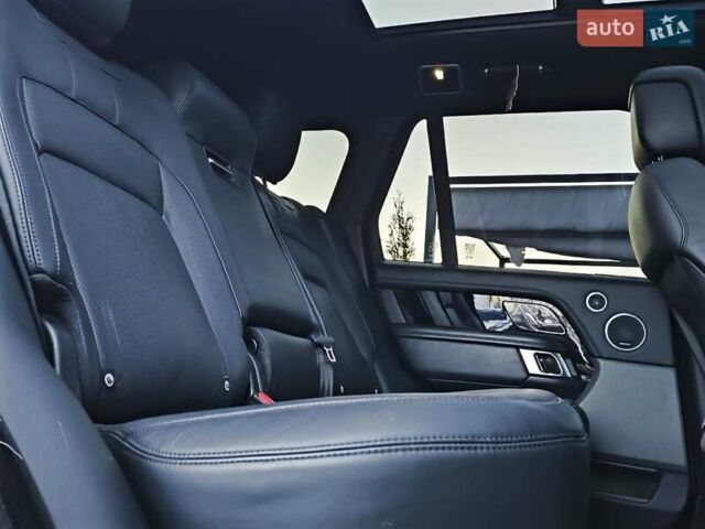 Чорний Ленд Ровер Рендж Ровер, об'ємом двигуна 2.99 л та пробігом 86 тис. км за 51500 $, фото 39 на Automoto.ua