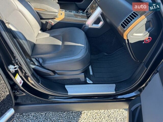 Чорний Ленд Ровер Рендж Ровер, об'ємом двигуна 5 л та пробігом 194 тис. км за 48900 $, фото 29 на Automoto.ua