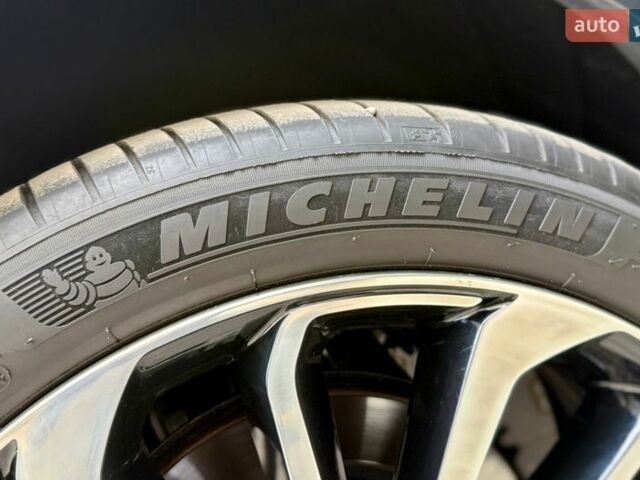 Черный Ленд Ровер Рендж Ровер, объемом двигателя 4.37 л и пробегом 3 тыс. км за 69999 $, фото 17 на Automoto.ua