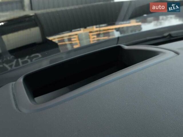 Чорний Ленд Ровер Рендж Ровер, об'ємом двигуна 2.99 л та пробігом 86 тис. км за 51500 $, фото 22 на Automoto.ua