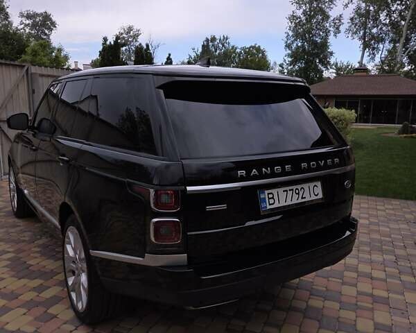 Ленд Ровер Рендж Ровер 2018 в Полтаве на Automoto.ua Черный Ленд Ровер Рендж Ровер, объемом двигателя 5 л и пробегом 48 тыс. км за 60000 $, фото 7 на Automoto.ua