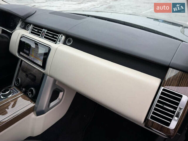 Чорний Ленд Ровер Рендж Ровер, об'ємом двигуна 2.99 л та пробігом 132 тис. км за 52900 $, фото 55 на Automoto.ua