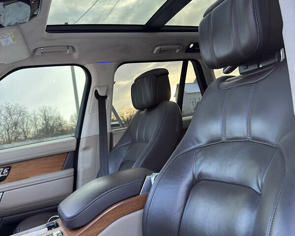 Черный Ленд Ровер Рендж Ровер, объемом двигателя 4.37 л и пробегом 155 тыс. км за 67000 $, фото 5 на Automoto.ua