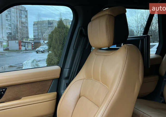 Черный Ленд Ровер Рендж Ровер, объемом двигателя 4.37 л и пробегом 90 тыс. км за 69000 $, фото 28 на Automoto.ua