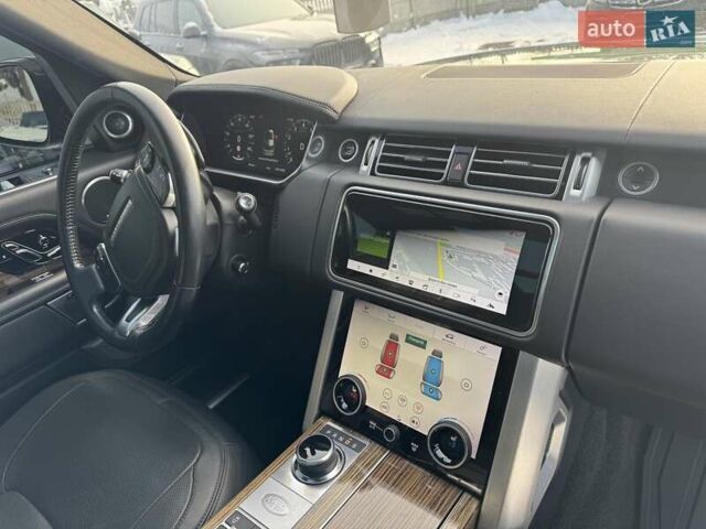 Чорний Ленд Ровер Рендж Ровер, об'ємом двигуна 5 л та пробігом 194 тис. км за 58000 $, фото 35 на Automoto.ua