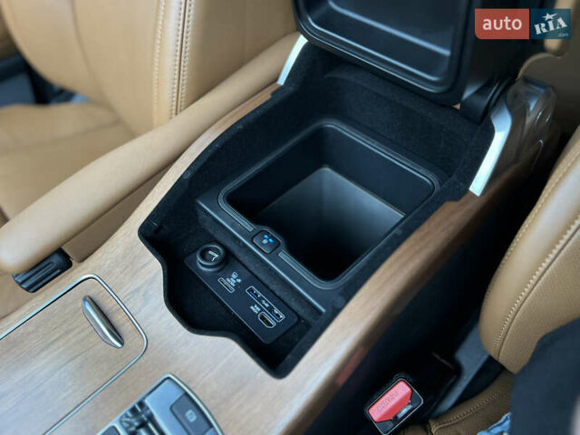 Черный Ленд Ровер Рендж Ровер, объемом двигателя 4.37 л и пробегом 90 тыс. км за 69000 $, фото 16 на Automoto.ua