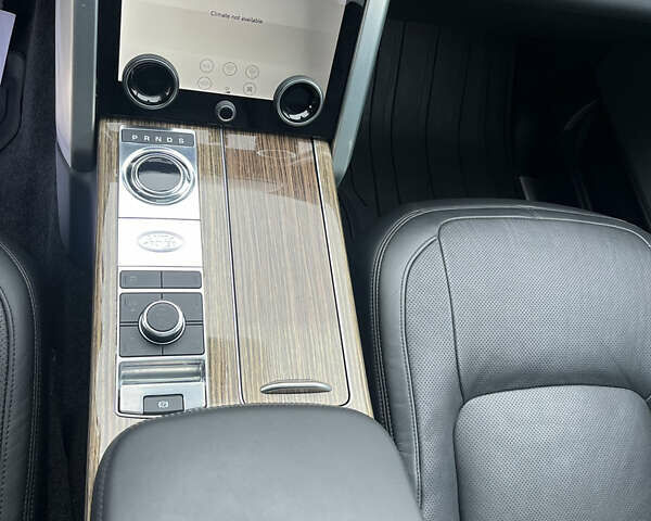 Чорний Ленд Ровер Рендж Ровер, об'ємом двигуна 3 л та пробігом 173 тис. км за 43500 $, фото 18 на Automoto.ua