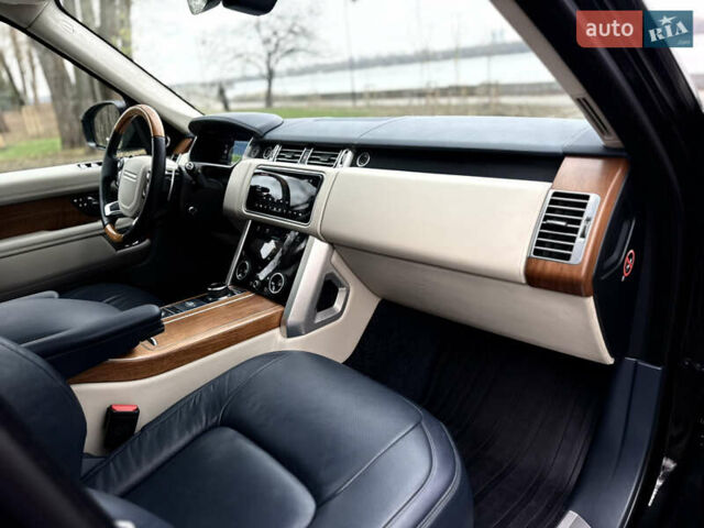 Черный Ленд Ровер Рендж Ровер, объемом двигателя 4.37 л и пробегом 81 тыс. км за 70000 $, фото 47 на Automoto.ua