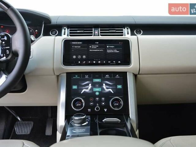 Ленд Ровер Рендж Ровер 2018 в Киеве на Automoto.ua Черный Ленд Ровер Рендж Ровер, объемом двигателя 4.37 л и пробегом 90 тыс. км за 68000 $, фото 6 на Automoto.ua