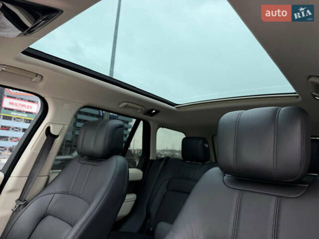 Чорний Ленд Ровер Рендж Ровер, об'ємом двигуна 2.99 л та пробігом 132 тис. км за 52900 $, фото 43 на Automoto.ua