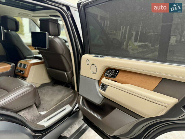 Черный Ленд Ровер Рендж Ровер, объемом двигателя 2.99 л и пробегом 200 тыс. км за 57000 $, фото 19 на Automoto.ua