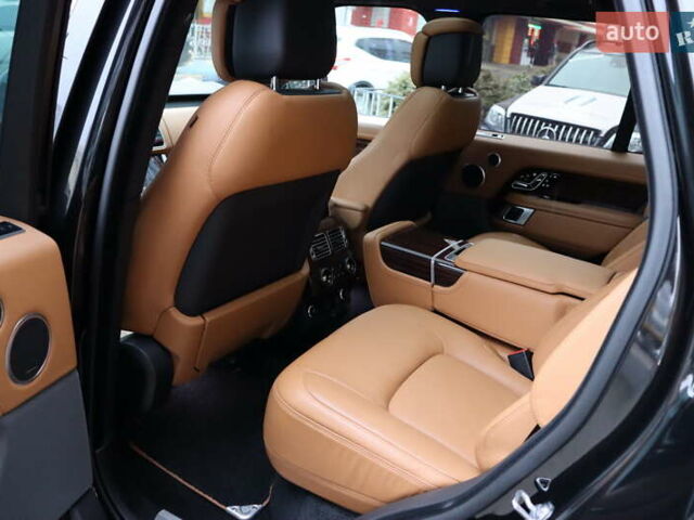 Чорний Ленд Ровер Рендж Ровер, об'ємом двигуна 3 л та пробігом 129 тис. км за 63900 $, фото 39 на Automoto.ua