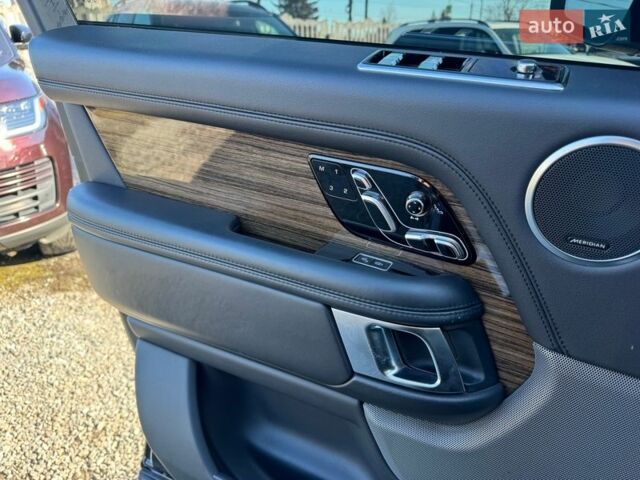 Чорний Ленд Ровер Рендж Ровер, об'ємом двигуна 5 л та пробігом 194 тис. км за 48900 $, фото 48 на Automoto.ua