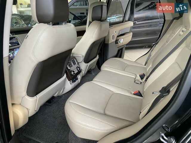 Чорний Ленд Ровер Рендж Ровер, об'ємом двигуна 3 л та пробігом 120 тис. км за 49900 $, фото 38 на Automoto.ua