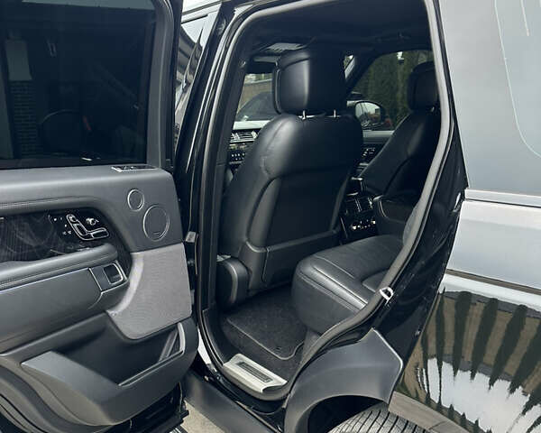 Черный Ленд Ровер Рендж Ровер, объемом двигателя 4.4 л и пробегом 193 тыс. км за 62000 $, фото 19 на Automoto.ua