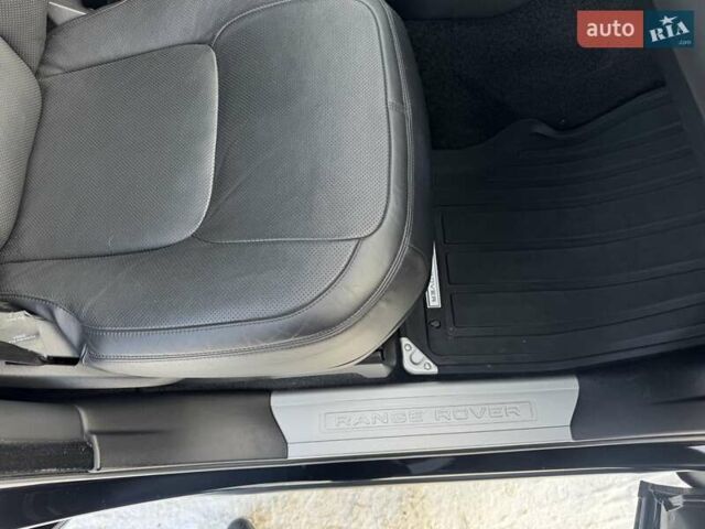 Чорний Ленд Ровер Рендж Ровер, об'ємом двигуна 5 л та пробігом 194 тис. км за 58000 $, фото 47 на Automoto.ua